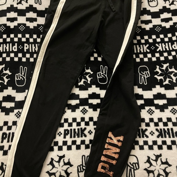 Pink by VS leggings w Gold Sequence Detailing!! - Picture 1 of 12